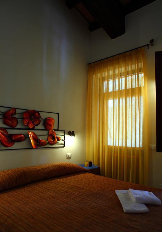 B&B Sabir San Vito Lo Capo Oda fotoğraf